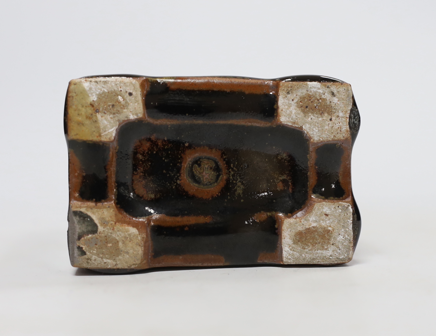 Winchcombe pottery tenmoku glazed rectangular studio pottery flask, attributed to Ray Finch, 18cm